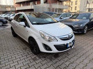 OPEL Corsa usata, con Airbag laterali
