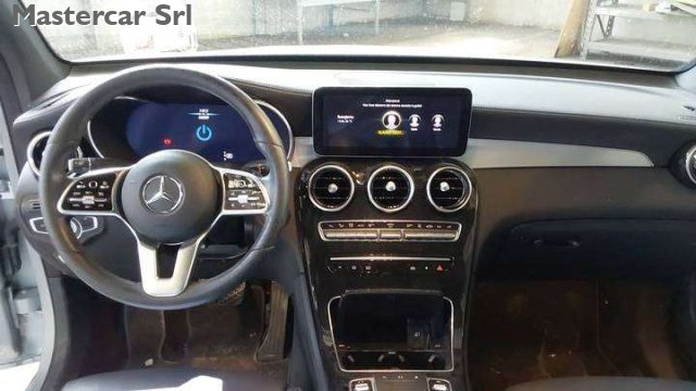 MERCEDES-BENZ GLC 300 usata, con Vetri oscurati