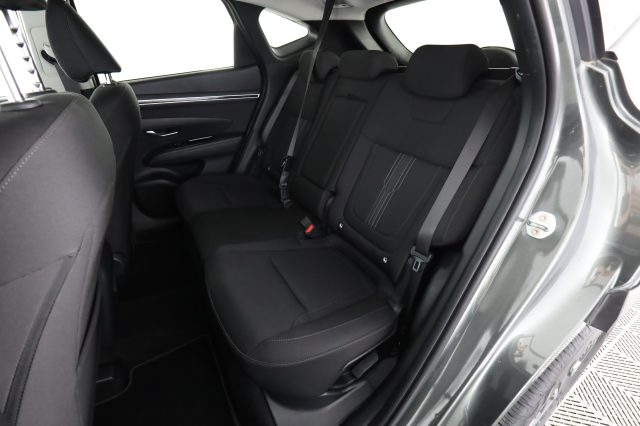 HYUNDAI Tucson usata 9