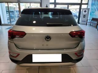 VOLKSWAGEN T-Roc usata, con Autoradio