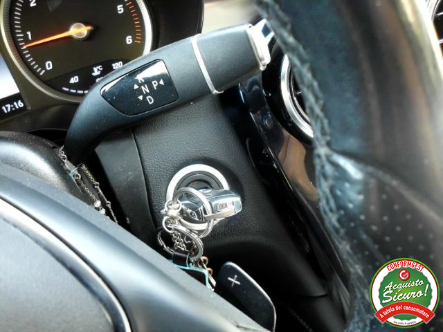 MERCEDES-BENZ GLC 220 usata, con Volante multifunzione