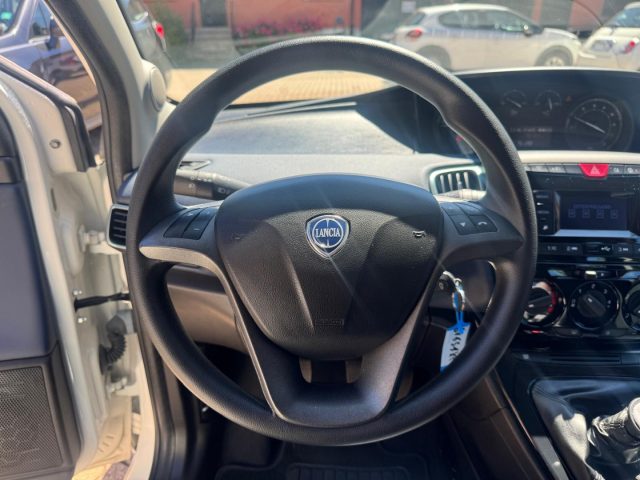 LANCIA Ypsilon usata, con ESP