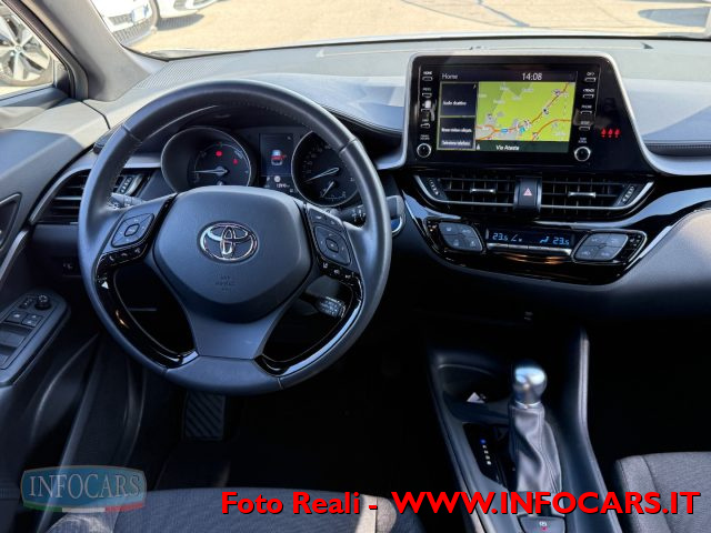 TOYOTA C-HR usata, con Climatizzatore