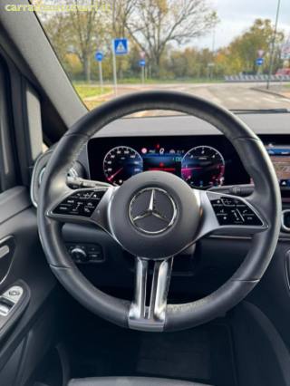MERCEDES-BENZ V 250 usata, con Sensori di parcheggio anteriori