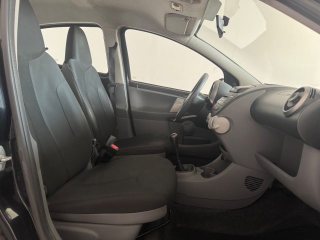 TOYOTA Aygo usata 13