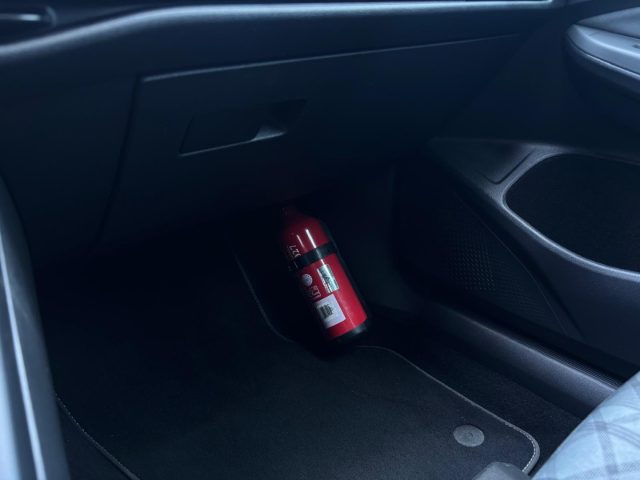 VOLKSWAGEN Golf usata, con Autoradio digitale