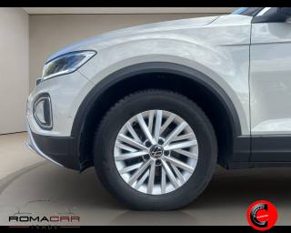 VOLKSWAGEN T-Roc usata, con Autoradio digitale