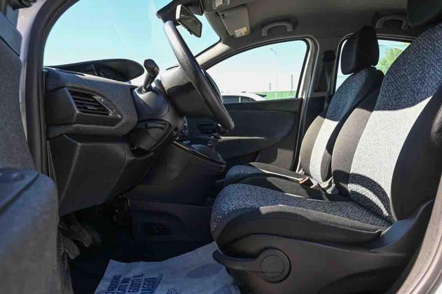 LANCIA Ypsilon usata, con Sedile posteriore sdoppiato