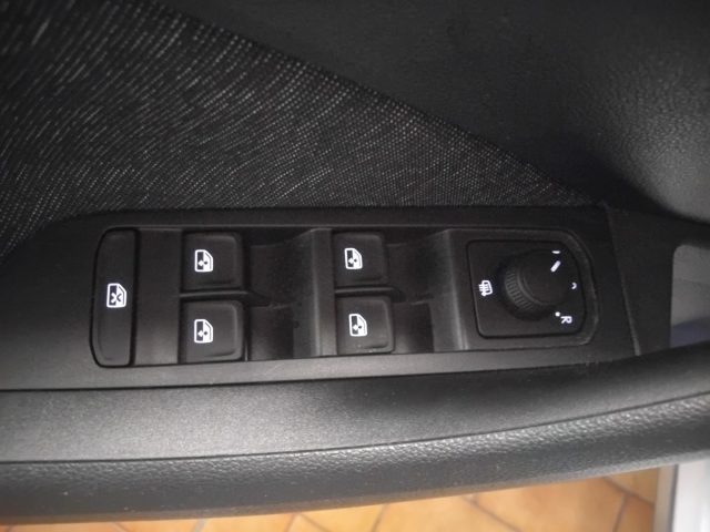 SKODA Kamiq usata, con Bluetooth