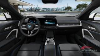 BMW iX2 usata 8