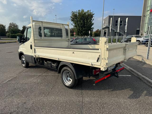 IVECO Daily usata, con Autoradio