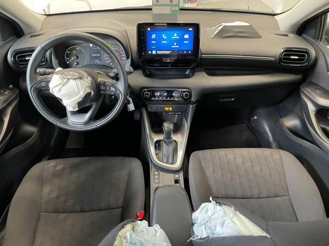 TOYOTA Yaris usata, con Touch screen