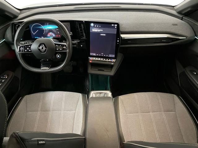 RENAULT Megane usata, con Controllo automatico clima