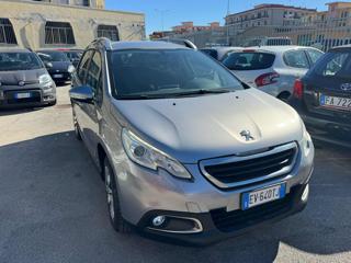 PEUGEOT 2008 usata, con Airbag