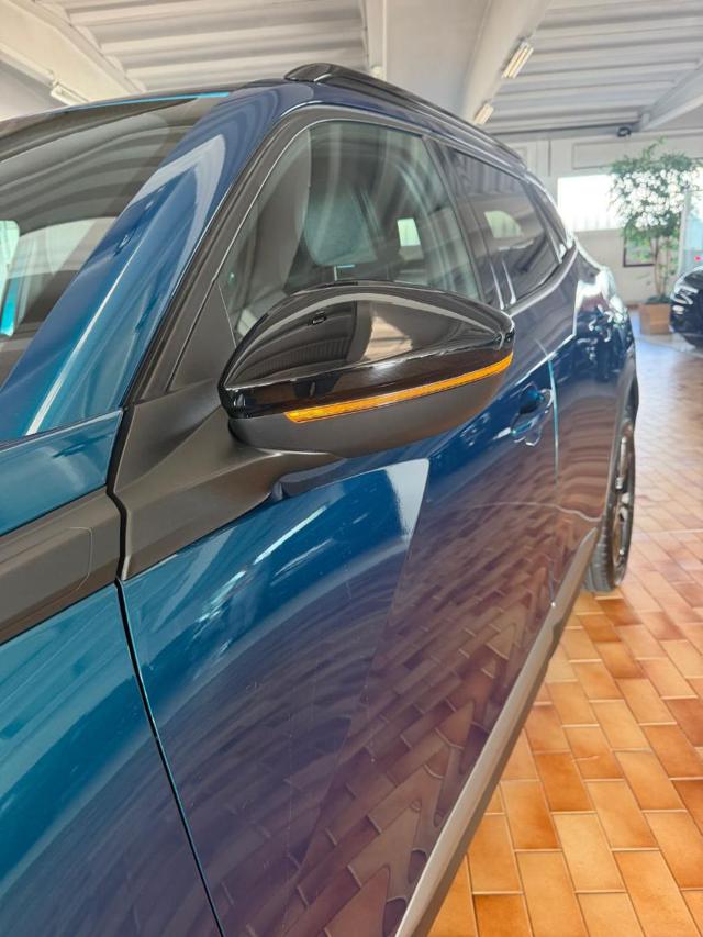 PEUGEOT 2008 usata, con USB