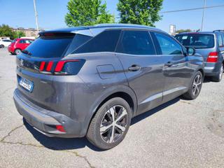 PEUGEOT 3008 usata, con Airbag