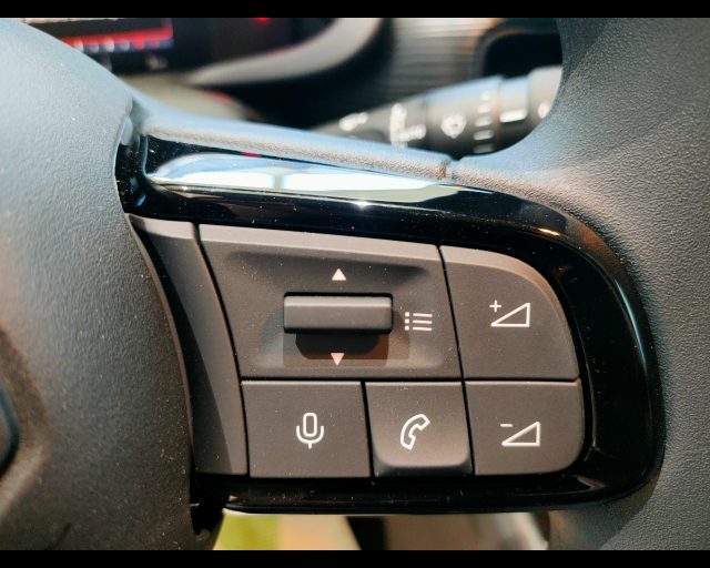 JEEP Avenger usata, con Apple CarPlay