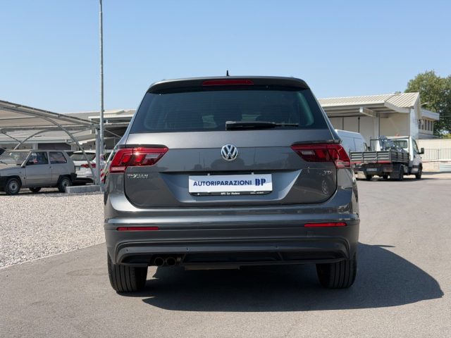 VOLKSWAGEN Tiguan usata, con Autoradio