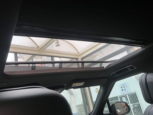 LAND ROVER Range Rover Sport usata, con Sedile posteriore sdoppiato