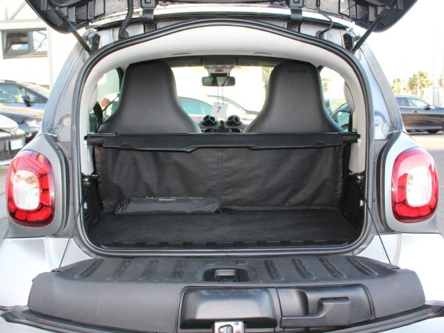 SMART ForTwo usata, con Vivavoce