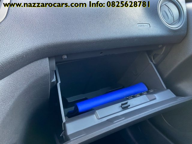 FORD Tourneo Courier usata, con Isofix