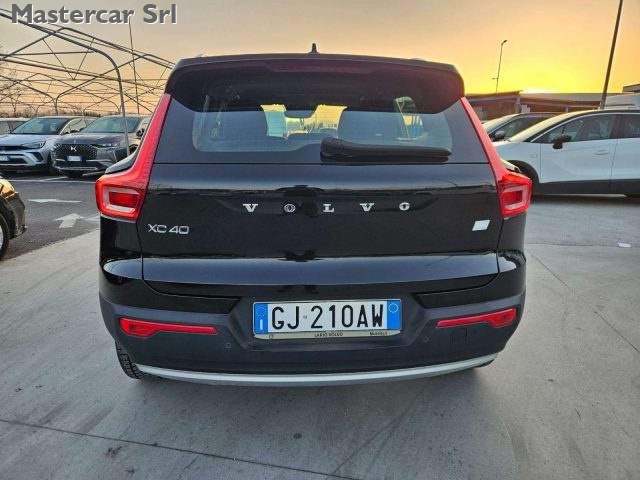 VOLVO XC40 usata, con Autoradio