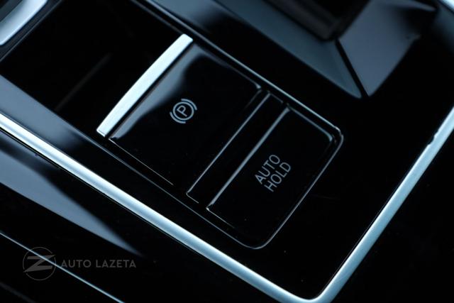 VOLKSWAGEN Golf GTI usata, con Climatizzatore automatico, 2 zone