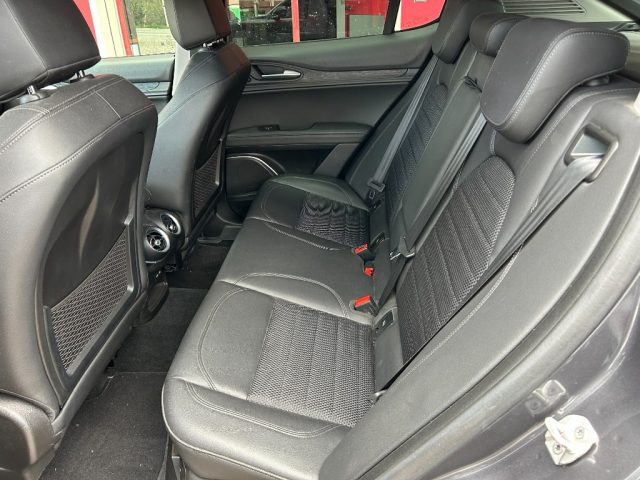 ALFA ROMEO Stelvio usata, con Boardcomputer