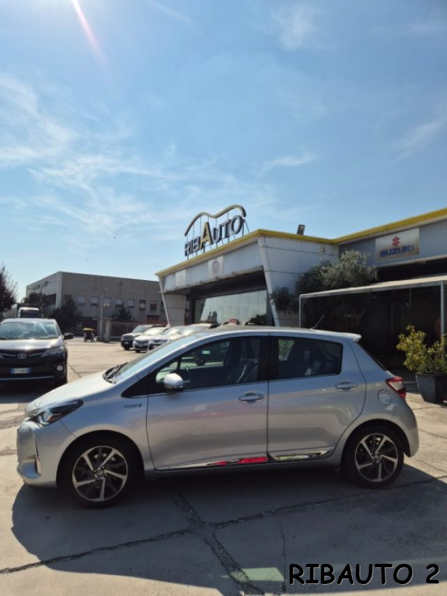 TOYOTA Yaris usata, con Boardcomputer
