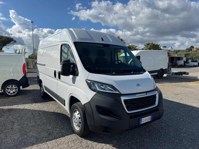 PEUGEOT Boxer usata, con Airbag