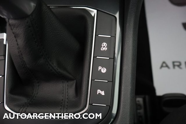 VOLKSWAGEN Tiguan usata, con Sistema di navigazione