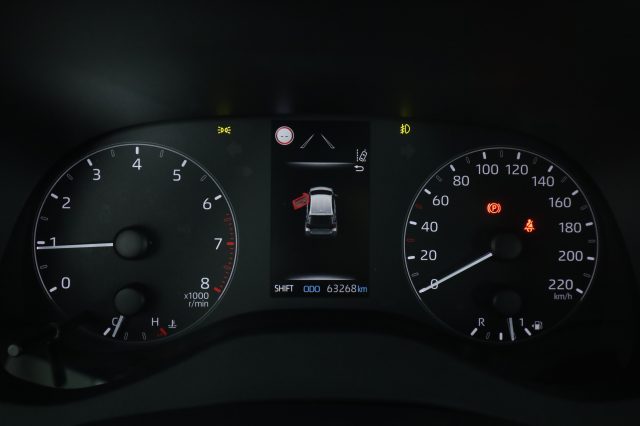 TOYOTA Yaris usata 6