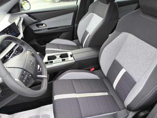 OPEL Grandland usata, con Park Distance Control