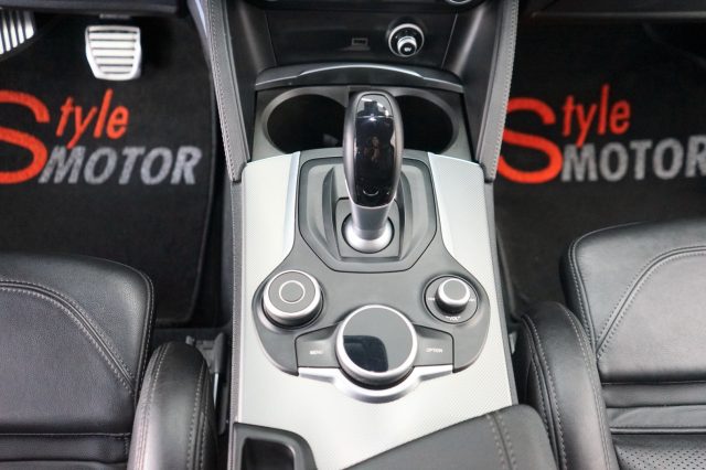 ALFA ROMEO Stelvio usata, con Cerchi in lega