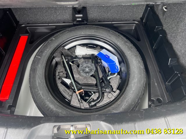 VOLVO V40 Cross Country usata, con Chiusura centralizzata