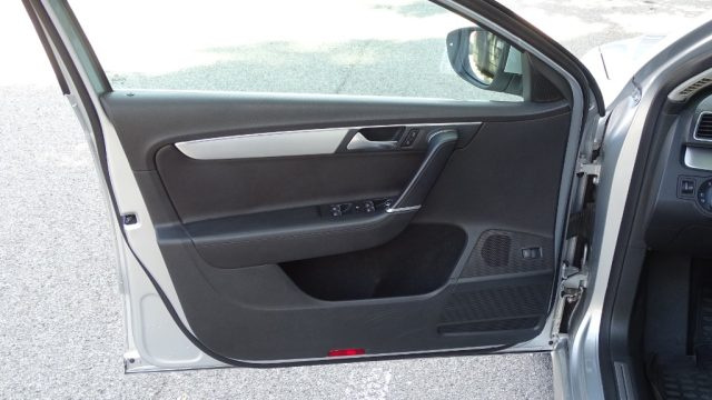 VOLKSWAGEN Passat usata, con Ruota di riserva