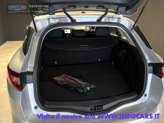 RENAULT Megane usata, con Touch screen