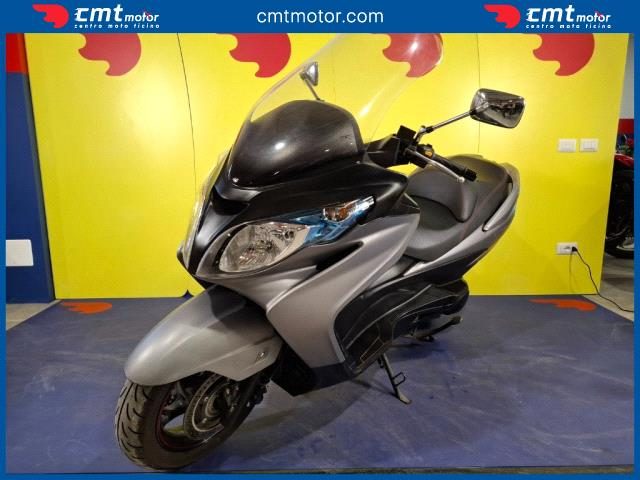 SUZUKI Burgman AN 400 usata 2