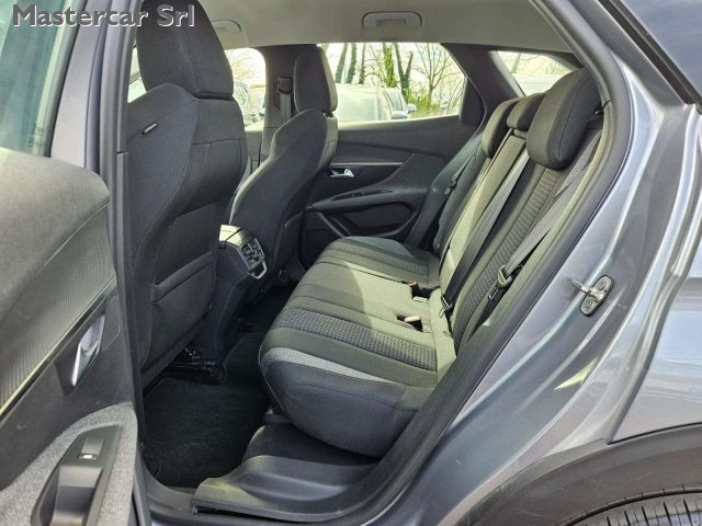 PEUGEOT 3008 usata, con Fari LED