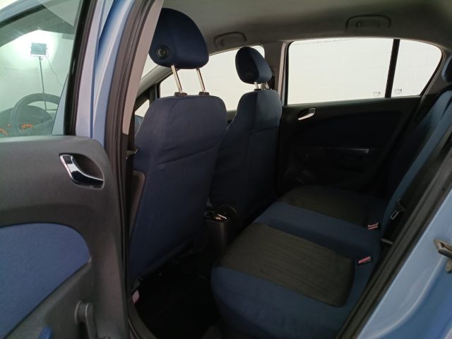 OPEL Corsa usata, con Sound system