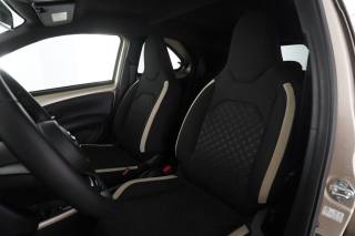 TOYOTA Aygo X usata 1