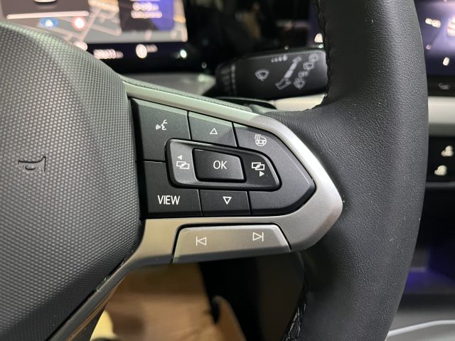 VOLKSWAGEN Golf usata, con Sistema di navigazione