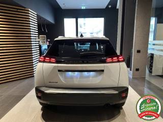PEUGEOT 2008 usata, con Volante in pelle