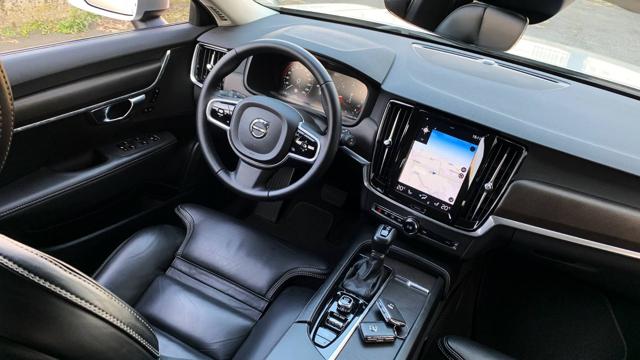 VOLVO V90 Cross Country usata, con Antifurto