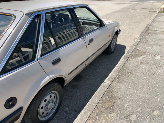 FORD Escort usata 9