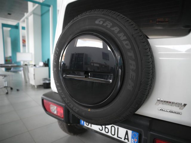 SUZUKI Jimny usata, con Isofix