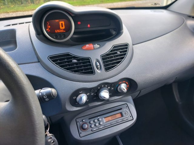 RENAULT Twingo usata 9