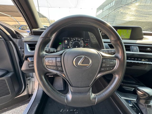 LEXUS UX 250h usata, con Immobilizzatore elettronico