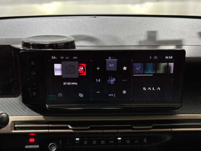 LANCIA Ypsilon usata, con Autoradio digitale