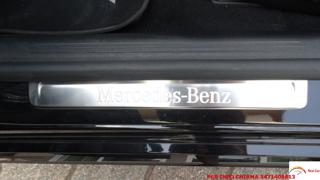 MERCEDES-BENZ C 300 usata 144